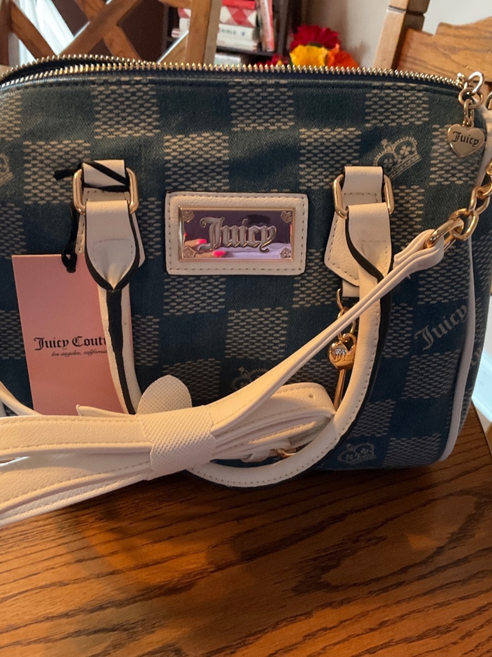Juicy Couture handbag - Picture 2 of 3
